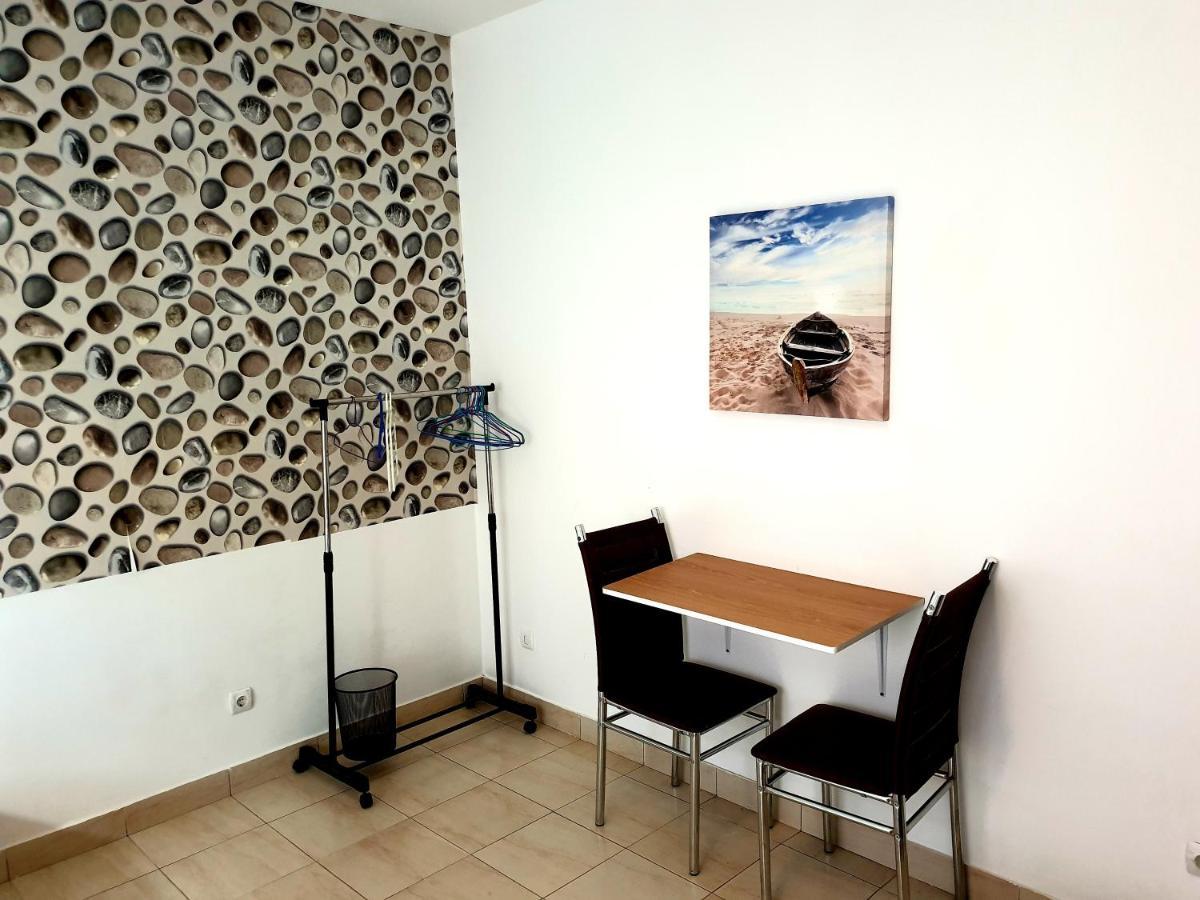 Guest House Mangui Baxu Rooms & Apartment Tarrafal  Eksteriør bilde